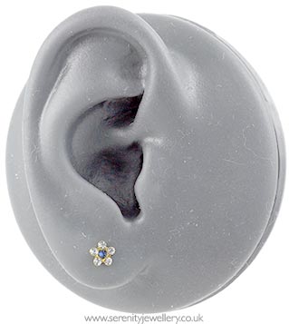 Studex Sensitive gold plated steel daisy earrings
