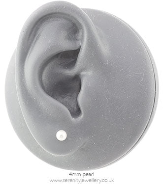 Blomdahl pearl titanium earrings
